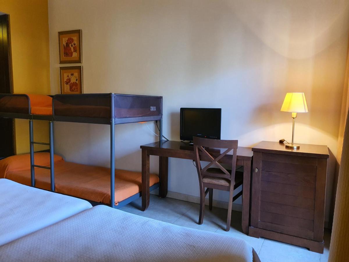 Hotel Masia El Molinete モラ・デ・ルビエロス エクステリア 写真