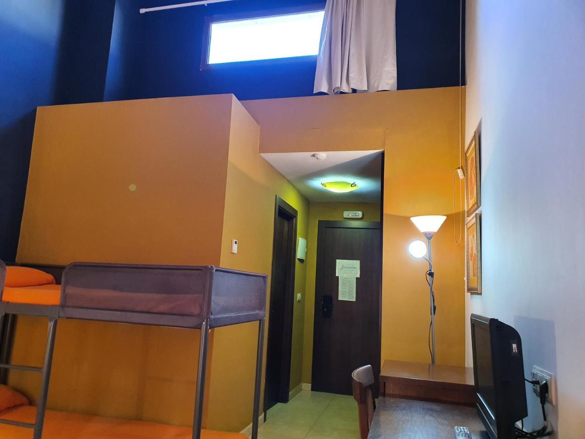 Hotel Masia El Molinete モラ・デ・ルビエロス エクステリア 写真