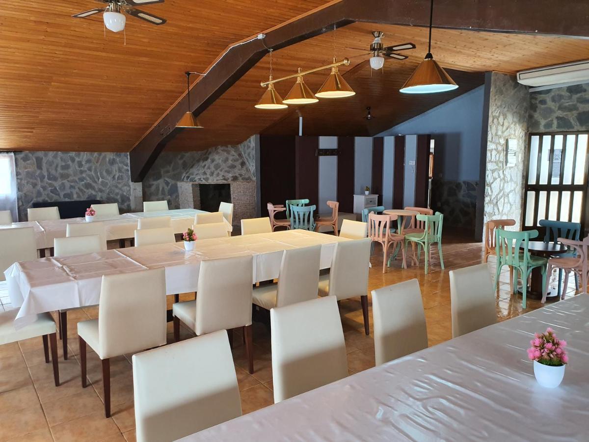 Hotel Masia El Molinete モラ・デ・ルビエロス エクステリア 写真